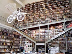 Imagen librería Ler Devagar (Lisboa). Fuente: 'Las librerías más bonitas del mundo'.